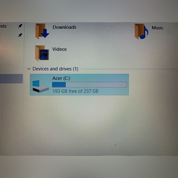 Acer Aspire Laptop - Picture 3 of 3